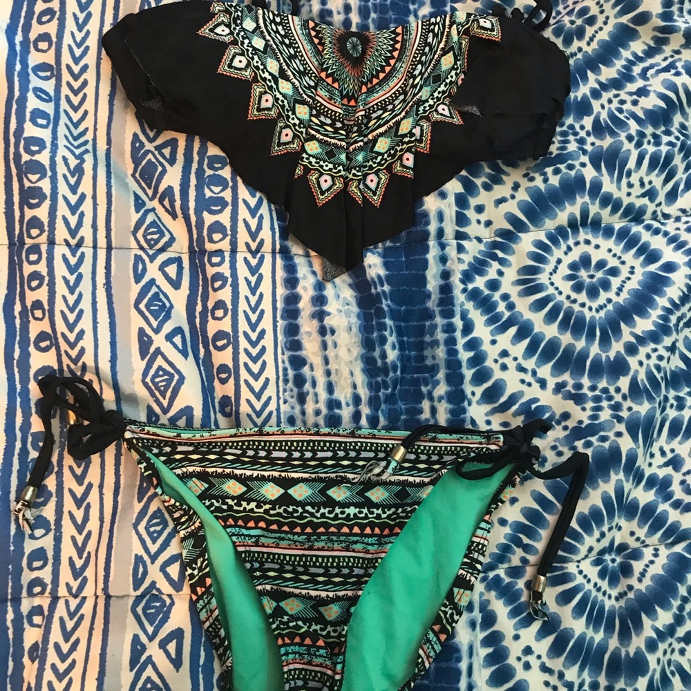 Cute design frilly bathing suit for teens